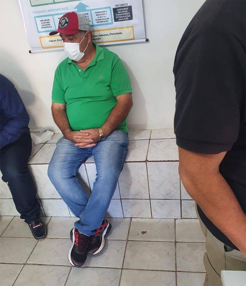 Ex-Prefeito Zezim do Tomate e um funcionário da Prefeitura de Curimatá são presos pelo Greco